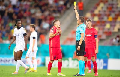 Darius Olaru, explicație inedită pentru „galbenul” primit contra lui Anderlecht: „De aceea am fost sancționat”