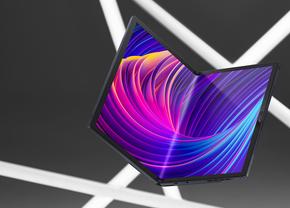 Zenbook 17 Fold OLED (UX9702): ecran mare într-un corp foarte mic