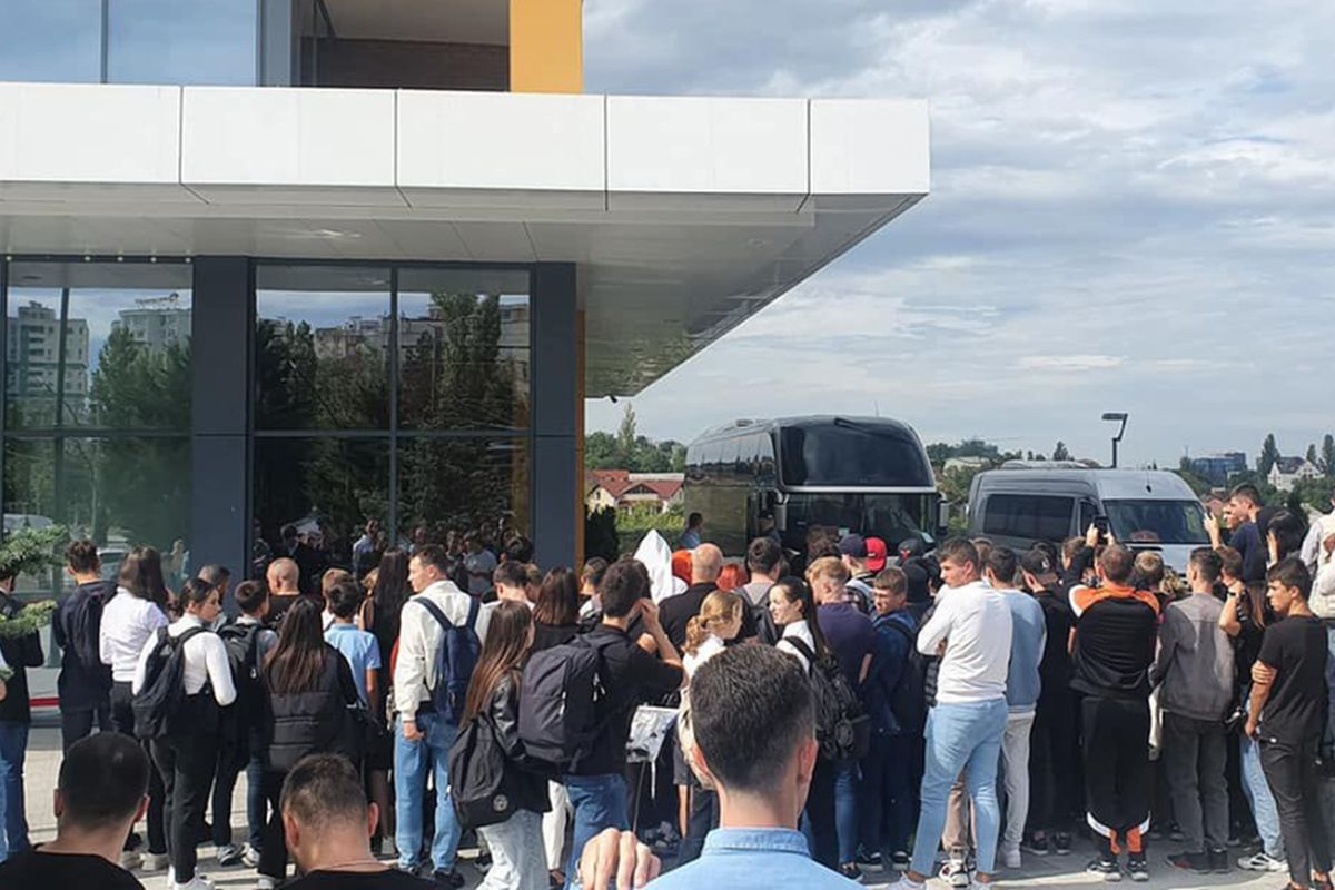 L-au așteptat pe Ronaldo la balcon și la hotel! » Agitație uriașă la Chișinău, înainte de Sheriff - Manchester United