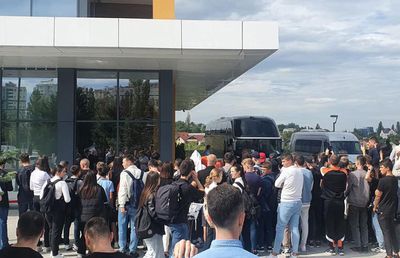 L-au așteptat pe Ronaldo la balcon și la hotel! » Agitație uriașă la Chișinău, înainte de Sheriff - Manchester United