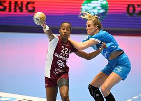 Provocări diferite în Liga Campionilor: CSM pornește favorită, Rapid trebuie să strângă rândurile