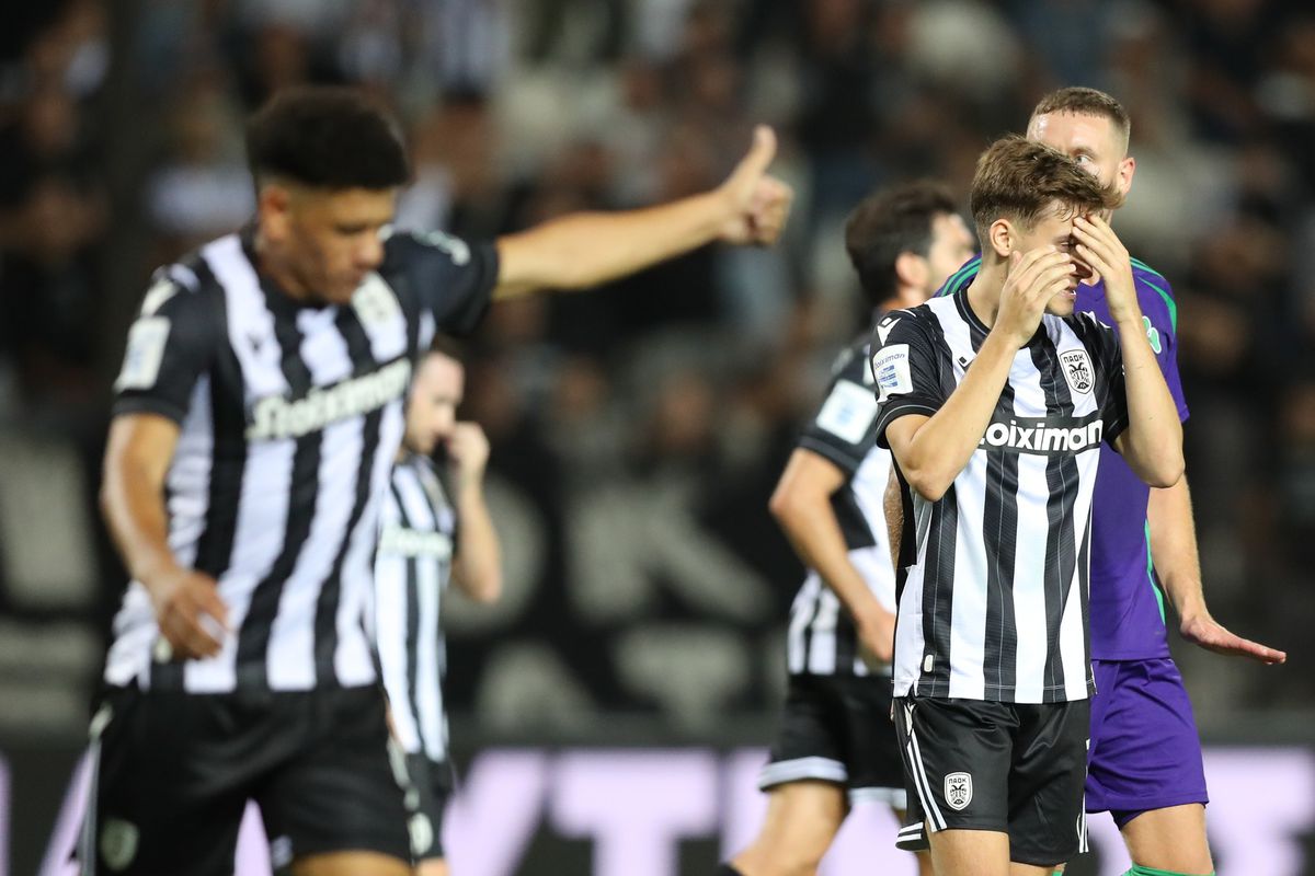 Final în PAOK - Panathinaikos: primele puncte pierdute de Răzvan Lucescu