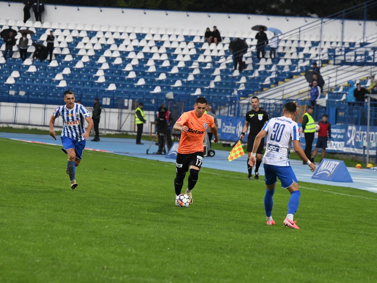 Poli Iași - CSU Craiova, runda #9 din Superliga. poze de meci