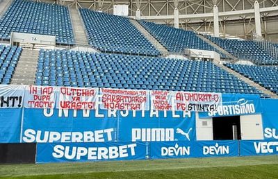 Mesaje MACABRE la adresa lui Mititelu, chiar în arena „Ion Oblemenco”: „Înmormântarea ta, sărbătoarea noastră”