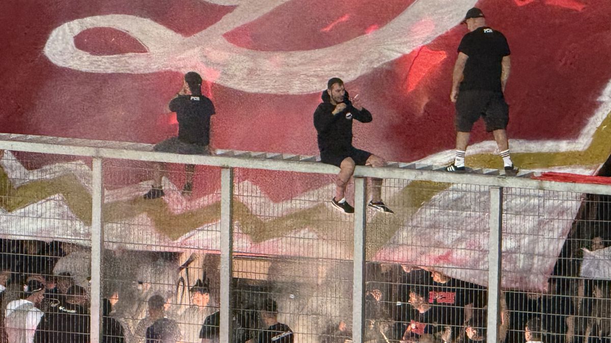 Atmosfera la Petrolul - Dinamo