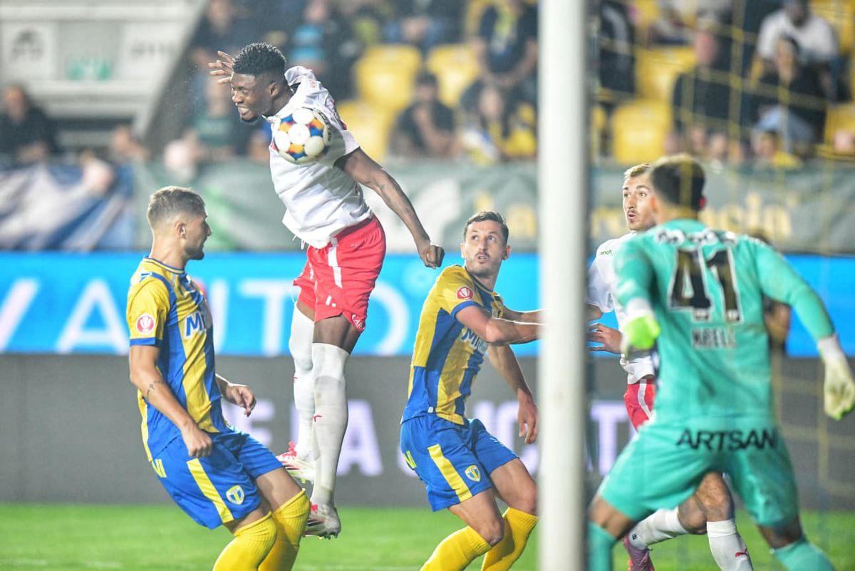 Petrolul - Dinamo, etapa 9 din Superliga. FOTO: Cristi Preda