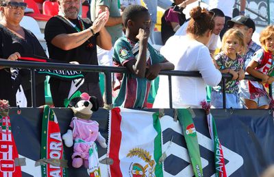 Estrela ca respiro, Amadora ca metaforă a periferiei » Lumea lui Ianis Stoica după ce a părăsit România