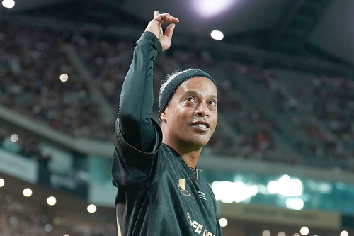 Ronaldinho vine la Iași, pentru un meci demonstrativ. Foto: Instagram