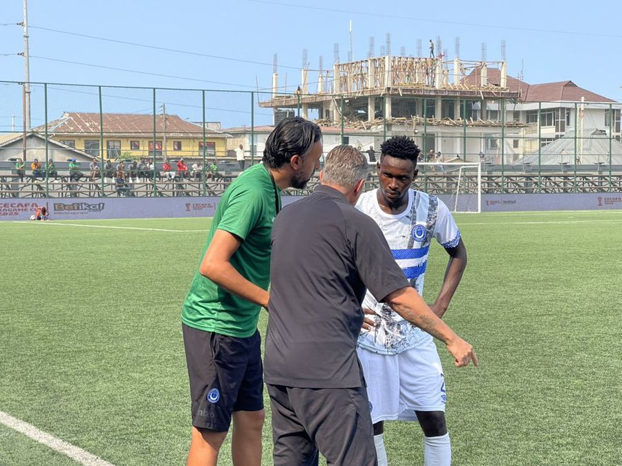 Reghecampf a pierdut primul trofeu în Sudan! Eșec în fața unei echipe din Tanzania