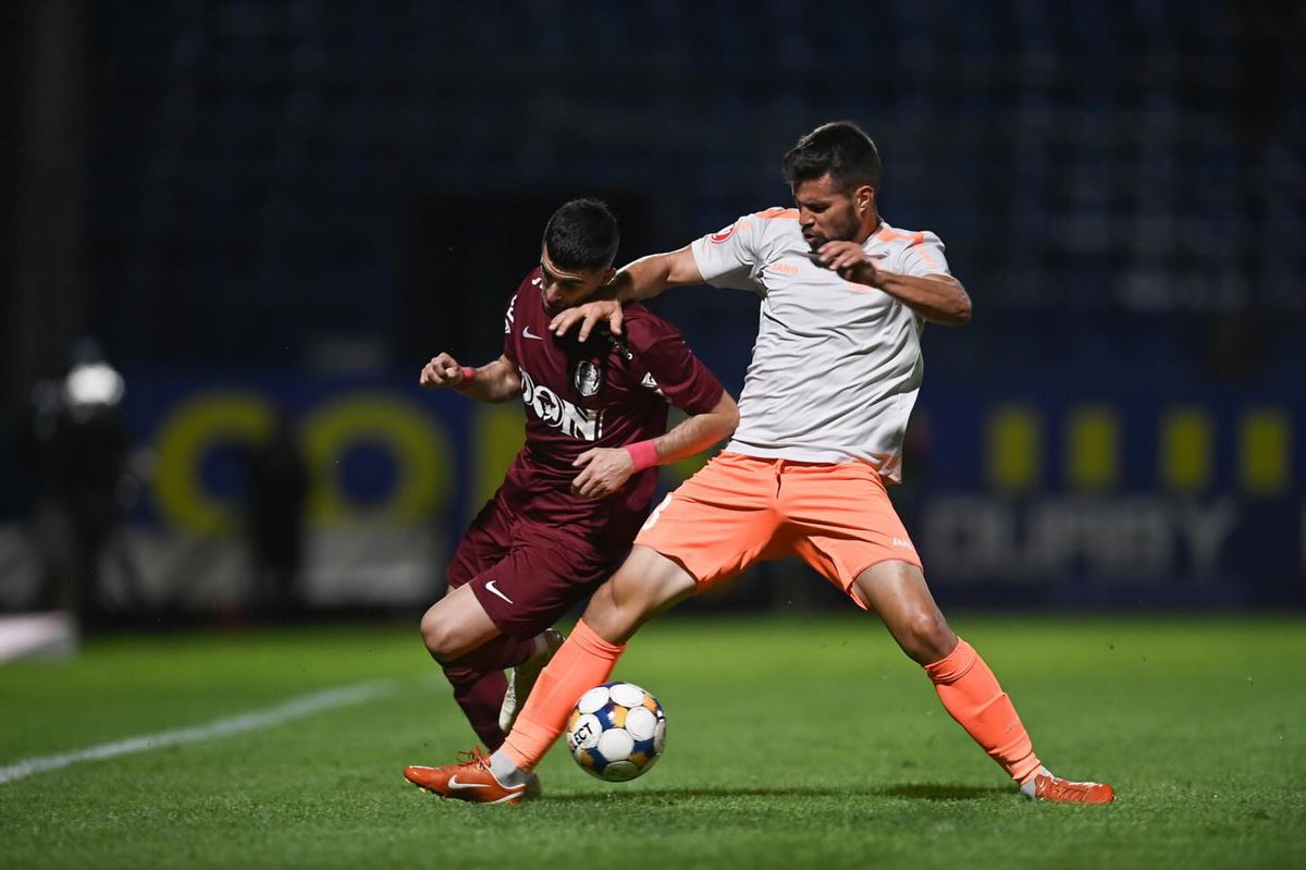 Vine week-end-ul, în Superligă se întoarce stadionul-dezastru » Imagini de râsu'-plânsu' surprinse de GSP: „Știți ce vedeți pe geamul de la toaletă?”