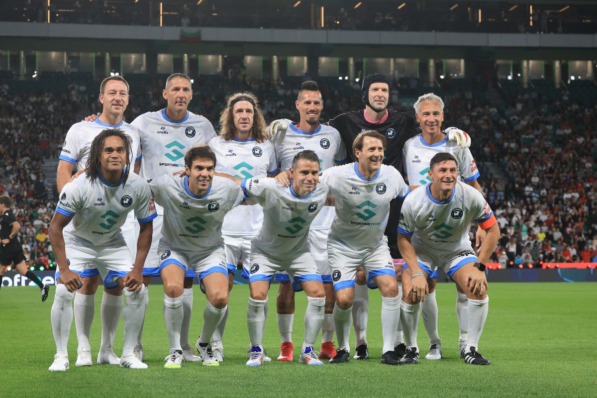 Îl mai recunoști pe Christian Karembeu? Spectacol la „Legends Charity Game