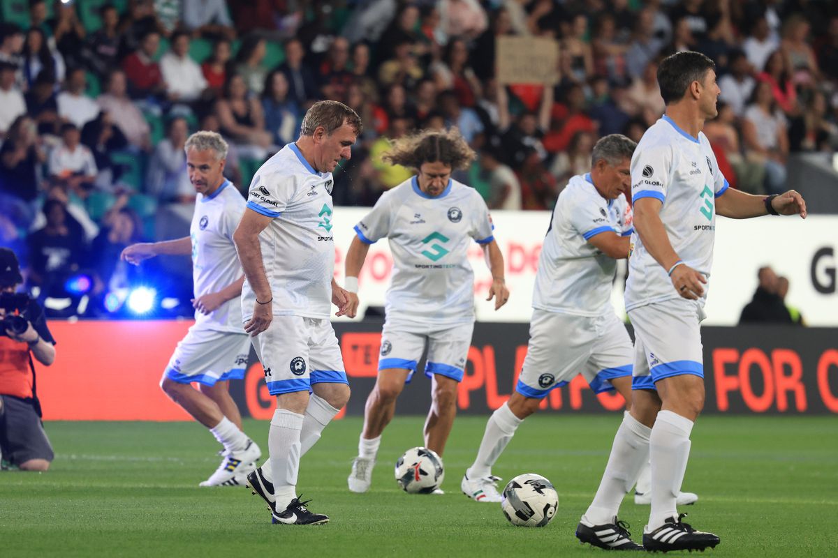 Gică Hagi, la Legends Charity Game