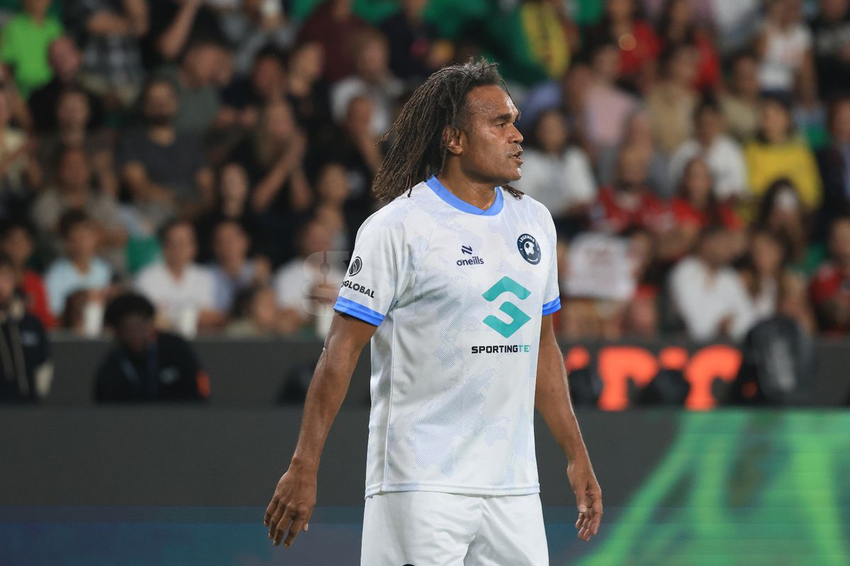 Îl mai recunoști pe Christian Karembeu? Spectacol la „Legends Charity Game