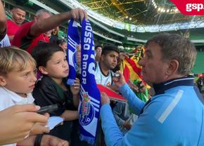Imagini de senzație surprinse de GSP la Legends Charity Game: Gică Hagi, asaltat de fani la Lisabona » Reacție genială pe gazon: „E cam mare terenul ăsta”