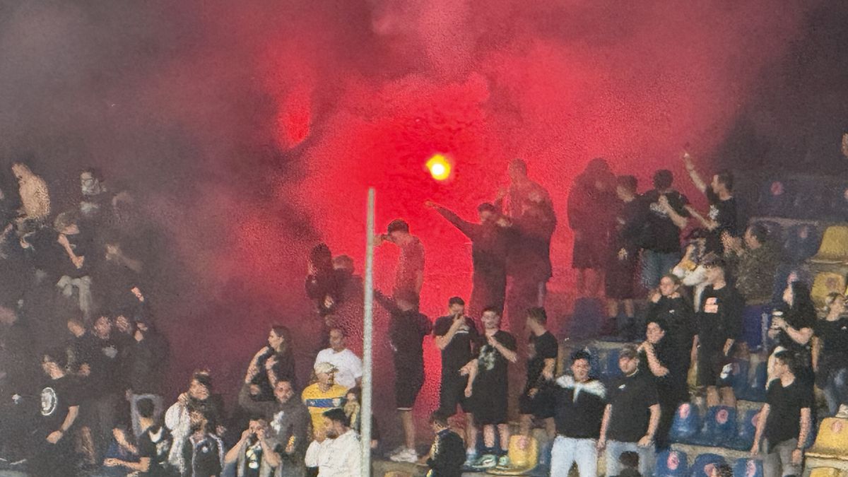 Atmosfera la Petrolul - Dinamo