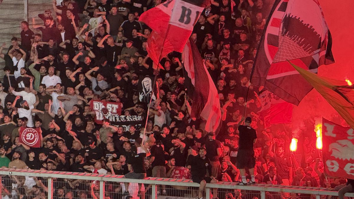 Atmosfera la Petrolul - Dinamo