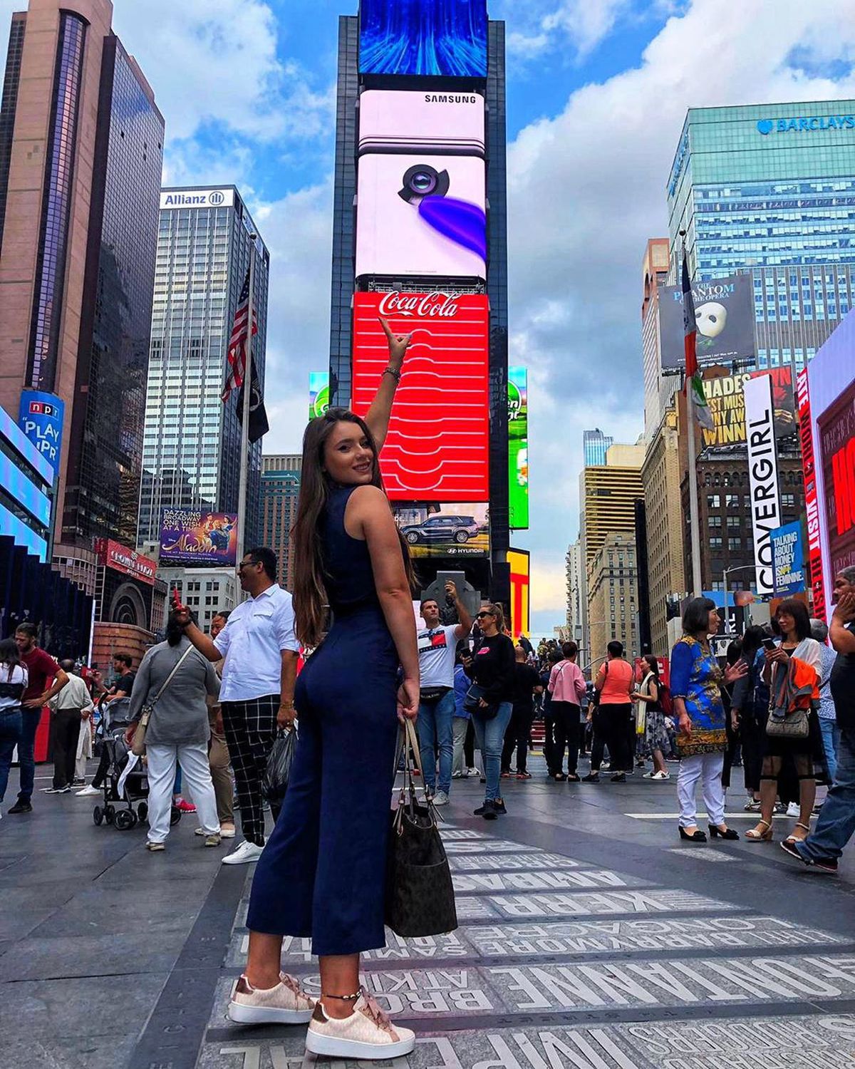 GALERIE FOTO Ea este noua achiziție de la FCSB » Fiica lui Marcel Abăluță face senzație pe Instagram