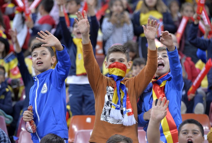 ROMÂNIA - NORVEGIA // VIDEO România frumoasă! 30.000 de copii au creat o atmosferă de vis pe Arena Națională