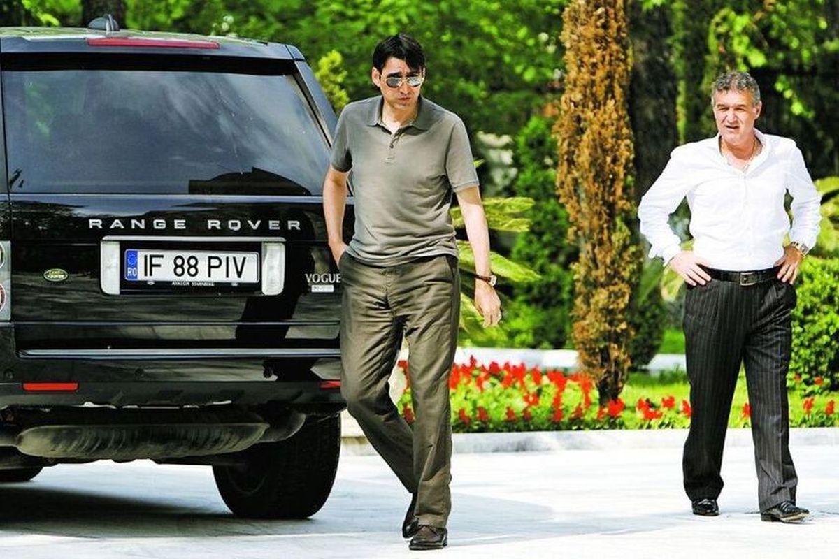 Apariție rară cu soția lui Victor Pițurcă. Cum arată femeia alături de care este de 30 de ani