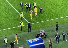 Cel mai darnic „tricolor” pe Arena Națională » Cadoul făcut unor copii din tribune