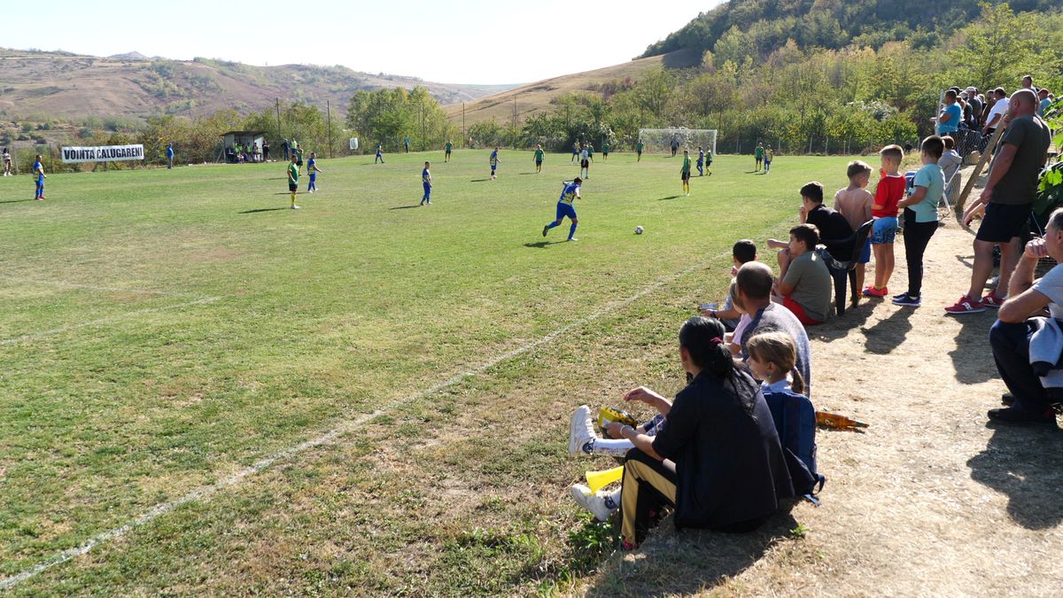 „Închideți repede, că a venit ANAF-u'!” » Derby-uri viticole în Bordeaux-uri prahovene + Petrecere de victorie cu tochitură la ceaun