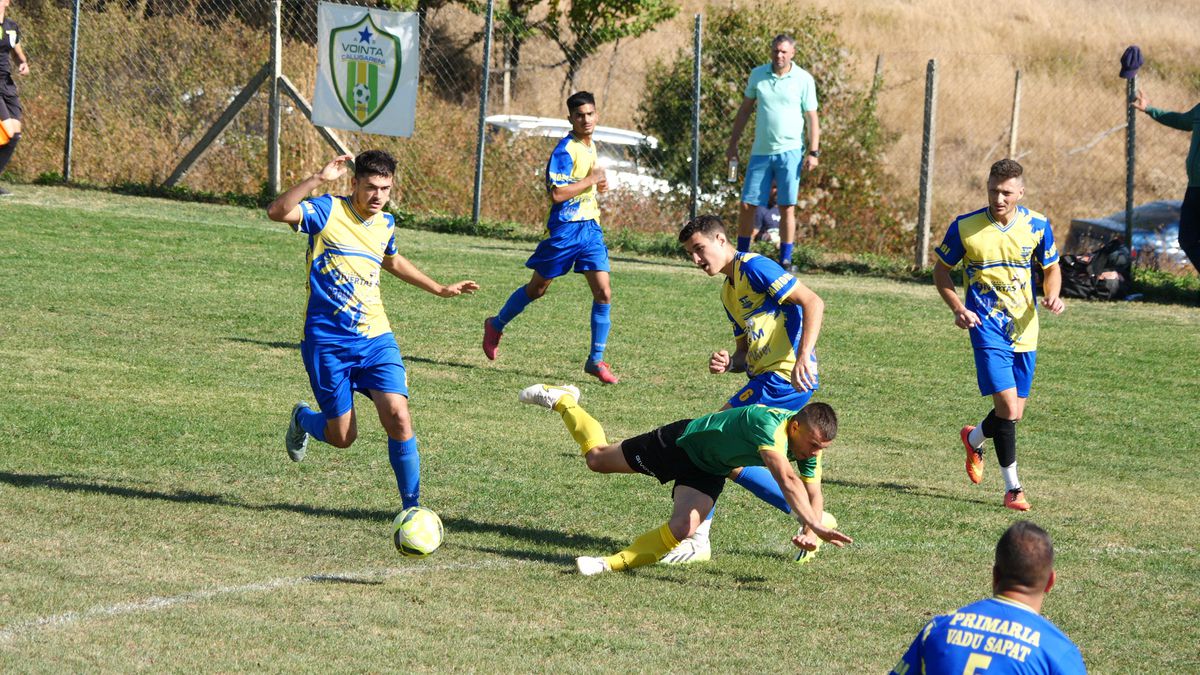 „Închideți repede, că a venit ANAF-u'!” » Derby-uri viticole în Bordeaux-uri prahovene + Petrecere de victorie cu tochitură la ceaun