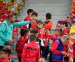 Cel mai darnic „tricolor” pe Arena Națională » Cadoul făcut unor copii din tribune