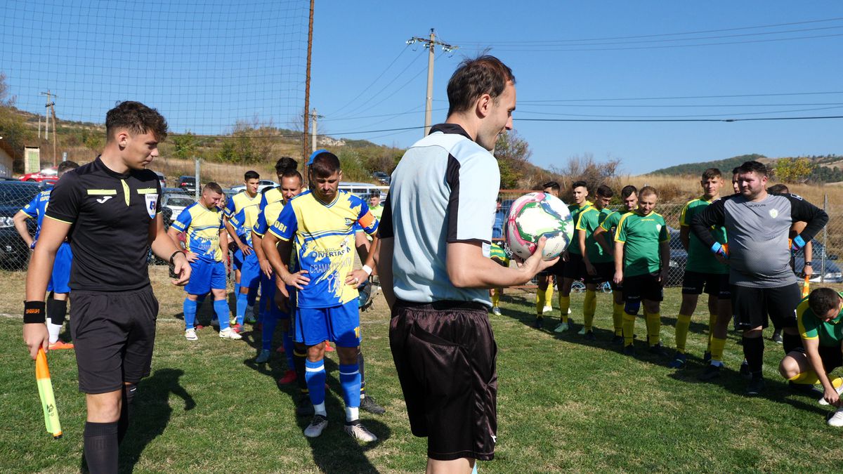 „Închideți repede, că a venit ANAF-u'!” » Derby-uri viticole în Bordeaux-uri prahovene + Petrecere de victorie cu tochitură la ceaun