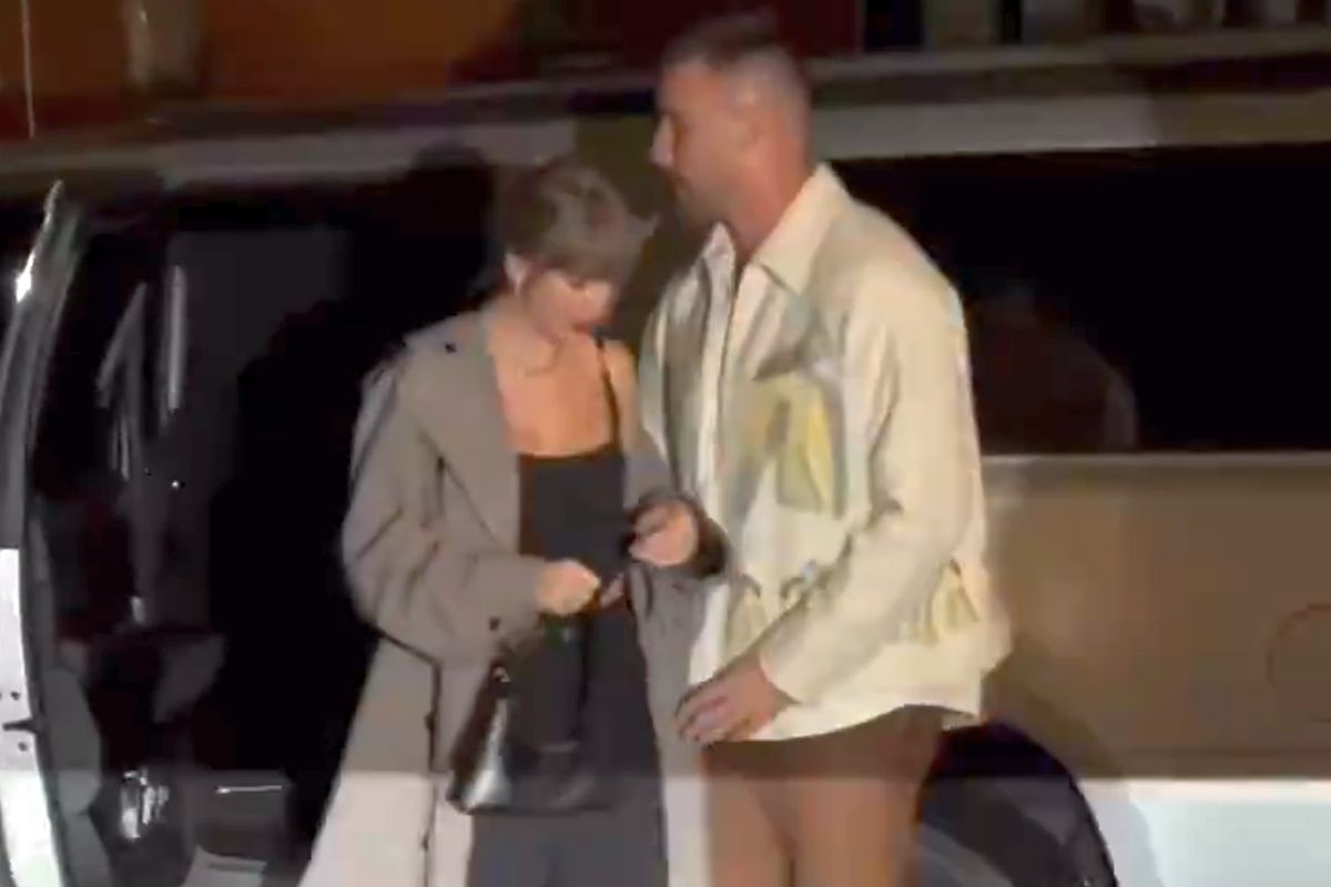 Cel mai hot cuplu din SUA nu se mai ascunde de ochii presei » Travis Kelce și Taylor Swift, de mână prin New York