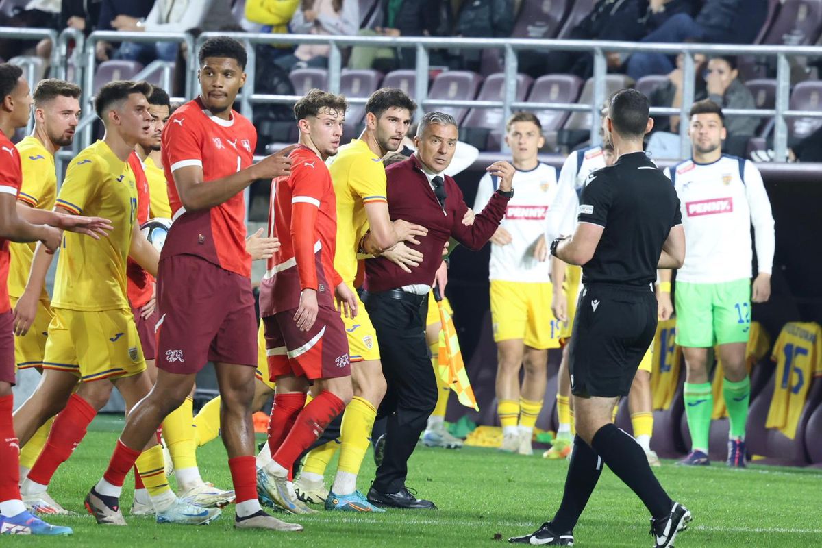 Criza lui Daniel Pancu la meciul României U21 cu Elveția U21, foto: Ionuț Iordache (GSP)