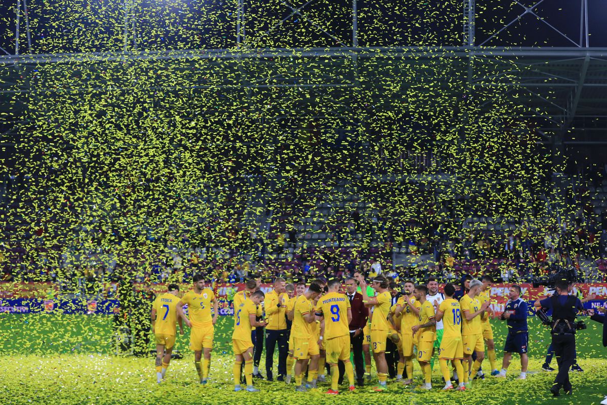 Bucuria „tricolorilor” după calificarea la EURO 2025 / Foto: Ionuț Iordache GSP