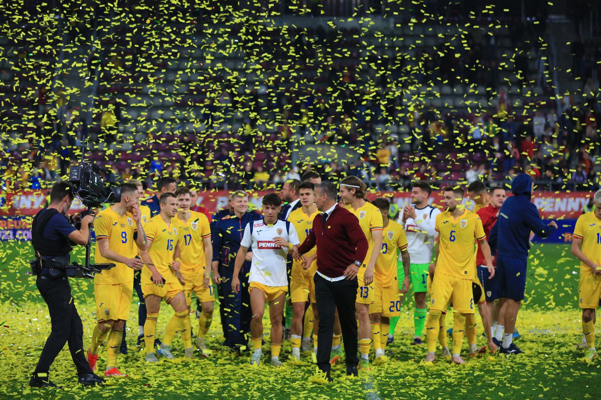 Bucuria „tricolorilor” după calificarea la EURO 2025 / Foto: Ionuț Iordache GSP