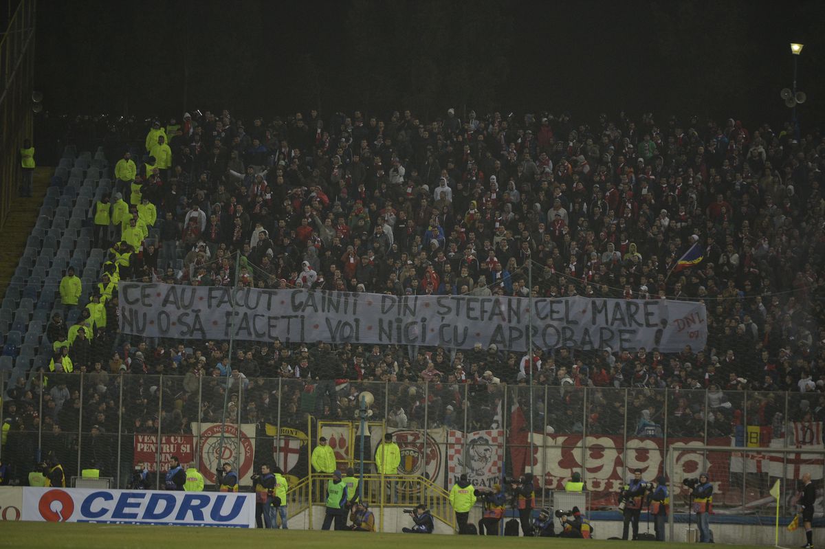 DINAMO - FCSB / Mesaje - II