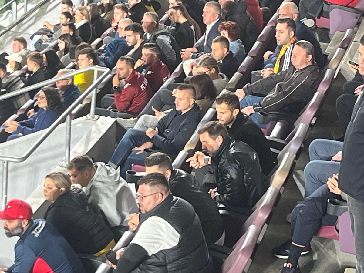 Personalități remarcante din fotbalul românesc și-au făcut apariția la stadion pentru meciul României U21 / Foto: Ionuț Iordache GSP