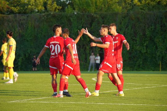 Jucătorii lui Dinamo, foto: Facebook @Dinamo București