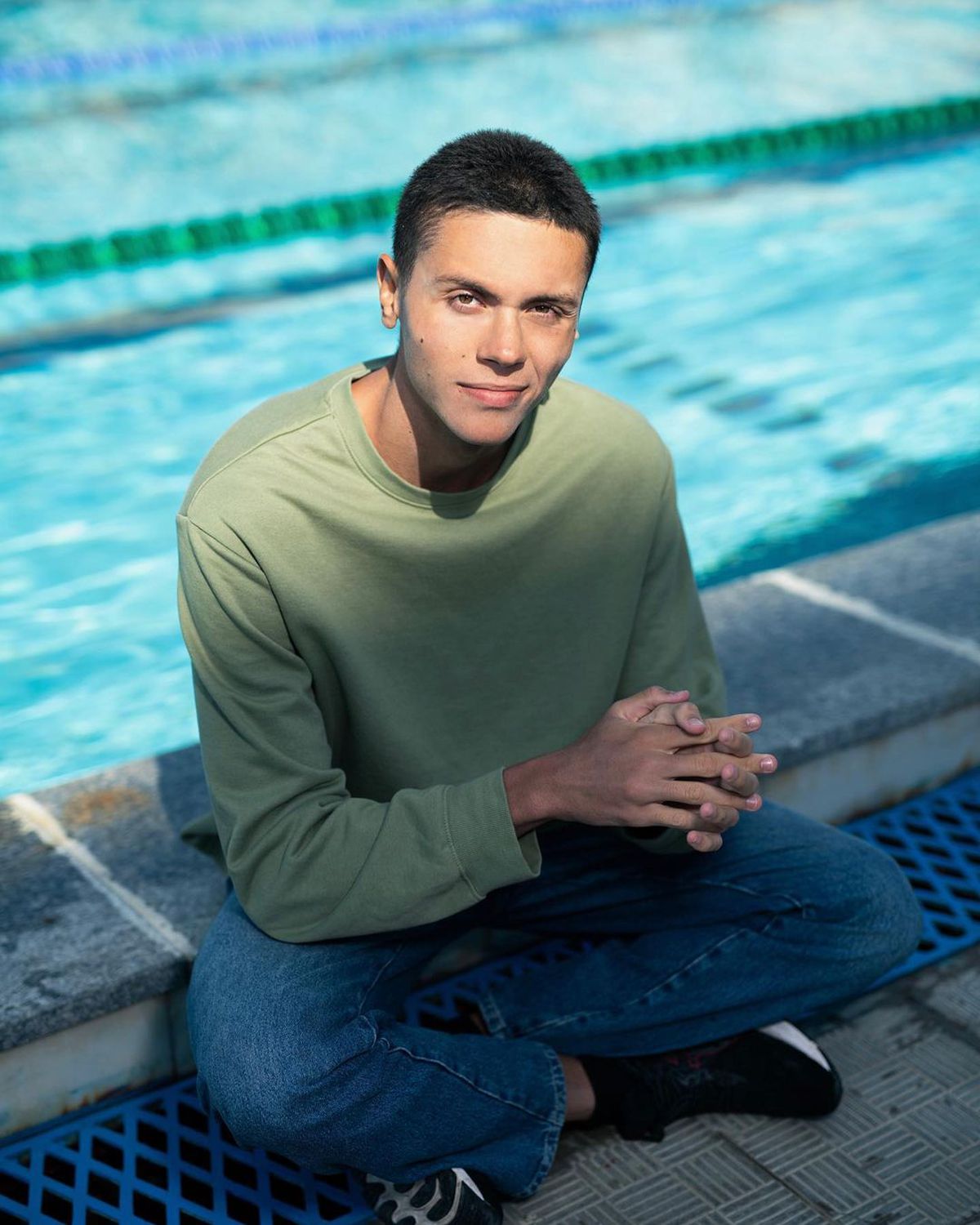 David Popovici i s-a destăinuit lui Micutzu: „Un membru al familiei se confruntă cu dependența de droguri și jocuri de noroc” + Drumul de la copilul agresat de antrenoare la campionul olimpic