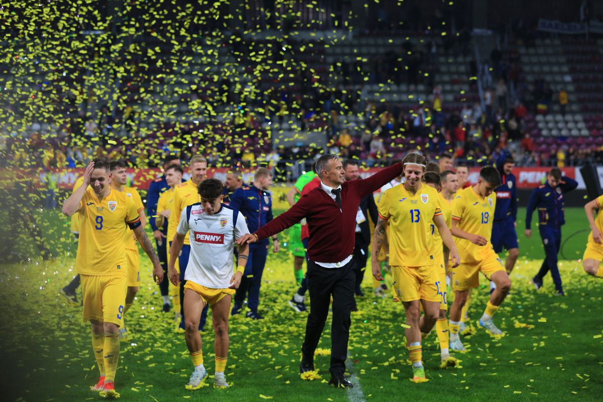 Bucuria „tricolorilor” după calificarea la EURO 2025 / Foto: Ionuț Iordache GSP