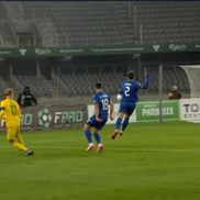 Penalty pentru Lituania în meciul cu România / FOTO: Capturi @Antena 1