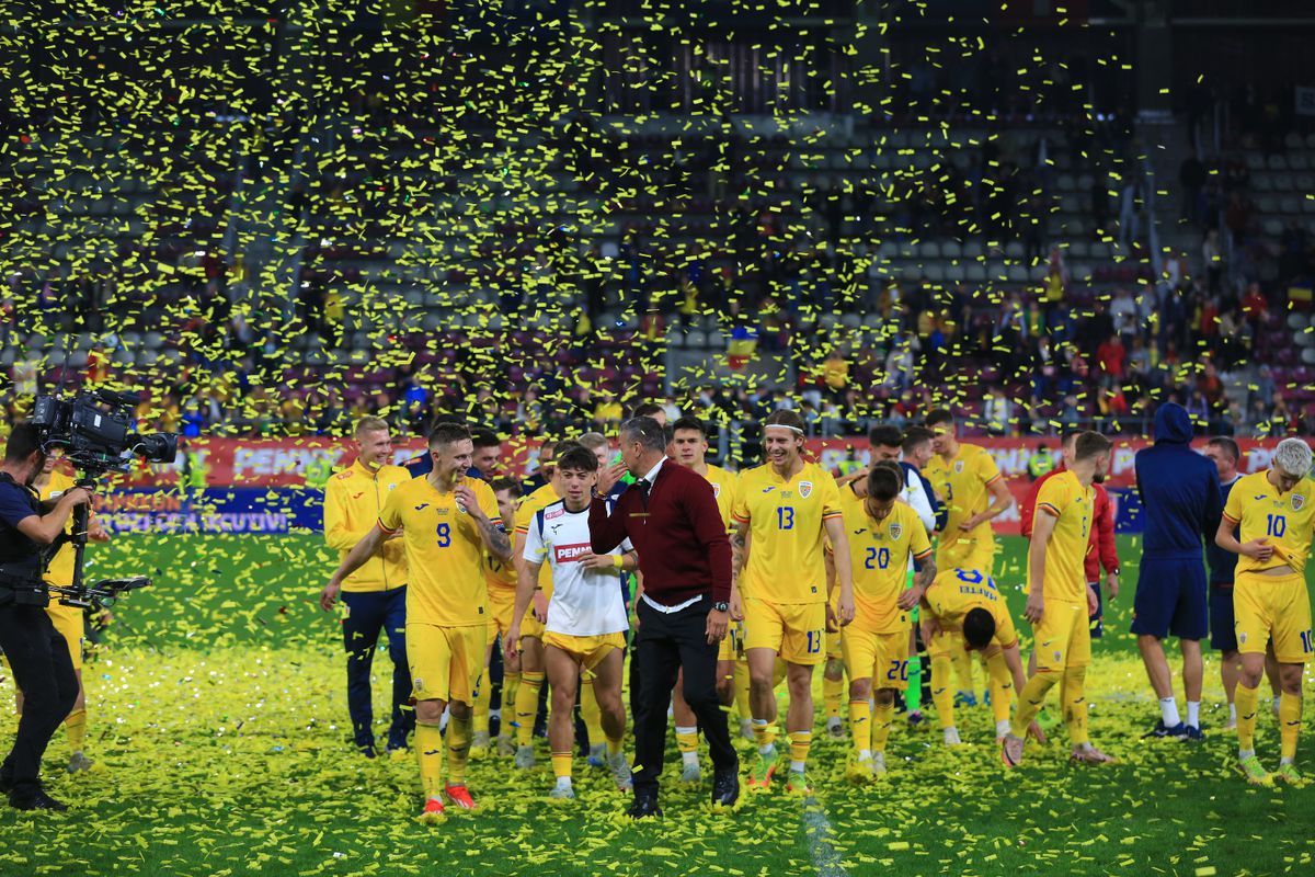 Bucuria „tricolorilor” după calificarea la EURO 2025 / Foto: Ionuț Iordache GSP