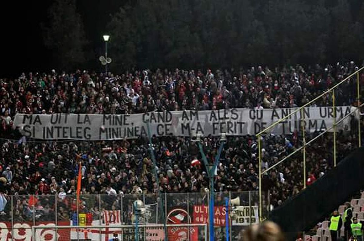 DINAMO - FCSB / Mesaje - II