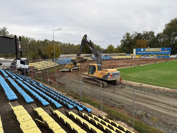 Așa arată acum stadionul din Slobozia