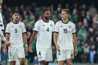 Liverpool, interesată de fundașul naționalei Germaniei » Vedeta lui Dortmund, posibil înlocuitor pentru Virgil van Dijk