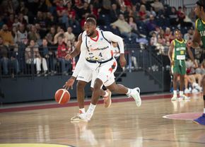 O victorie și două înfrângeri pentru echipele românești în FIBA Europe Cup » CSM Oradea, debut cu dreptul