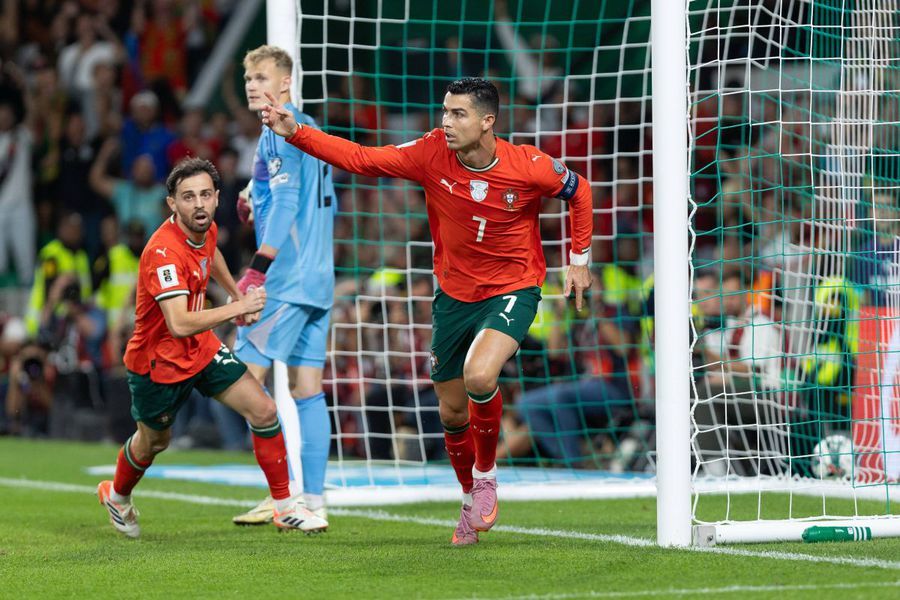 Cristiano Ronaldo este cel mai prolific marcator și selecționat și în istoria naționalelor (143 de goluri în 225 de meciuri) / Foto: Imago) Alt record pentru Cristiano Ronaldo! „De ce să mă opresc?”