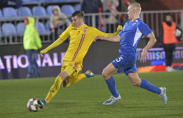 Valentin Mihăilă poate ajunge direct în Liga Campionilor: Ajax Amsterdam și-a trimis scouterii după extrema Craiovei