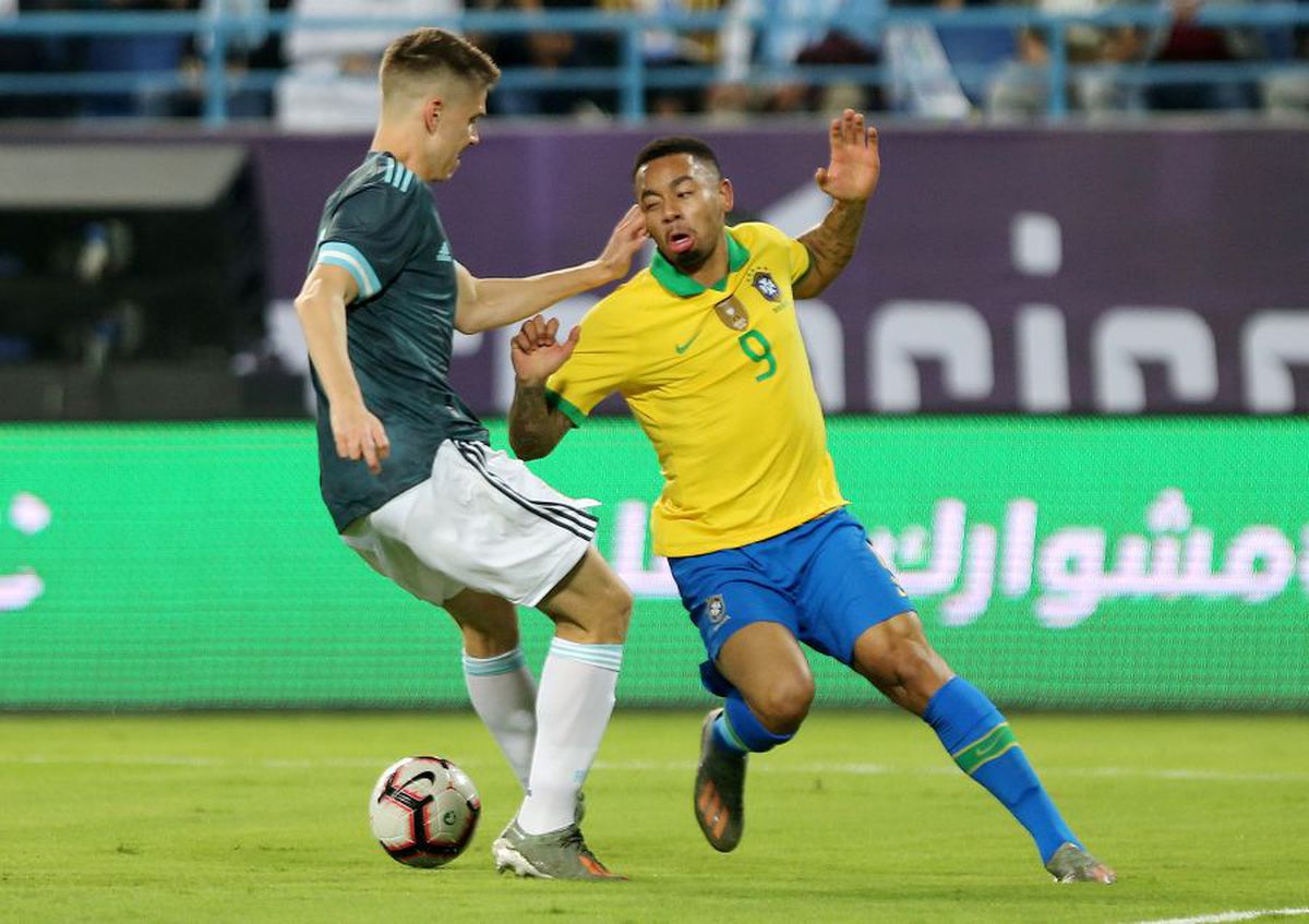 BRAZILIA - ARGENTINA 0-1 // VIDEO Superamical câștigat de „pume” prin golul lui Messi într-un meci în care s-au ratat și două penalty-uri