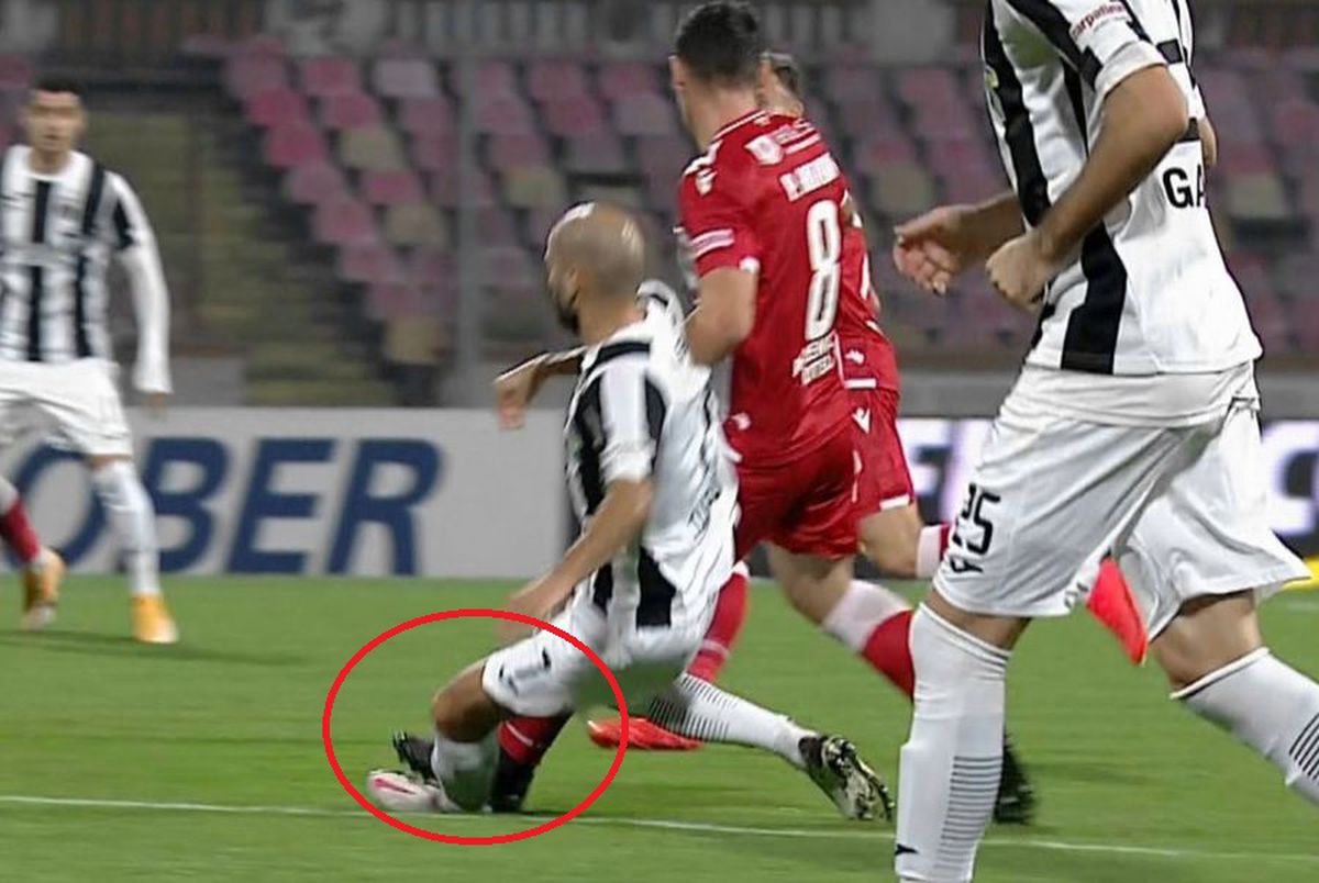 DINAMO - ASTRA 1-1. Penalty-ul refuzat oaspeților n-a fost singura greșeală pro-Dinamo! Paul Anton, iertat de eliminare » Verdictul lui Crăciunescu