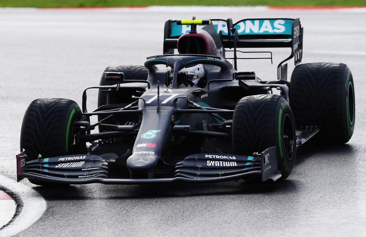 FOTO Lewis Hamilton a făcut ISTORIE! E campion mondial pentru a 7-a oară și l-a egalat pe Michael Schumacher după MP al Turciei