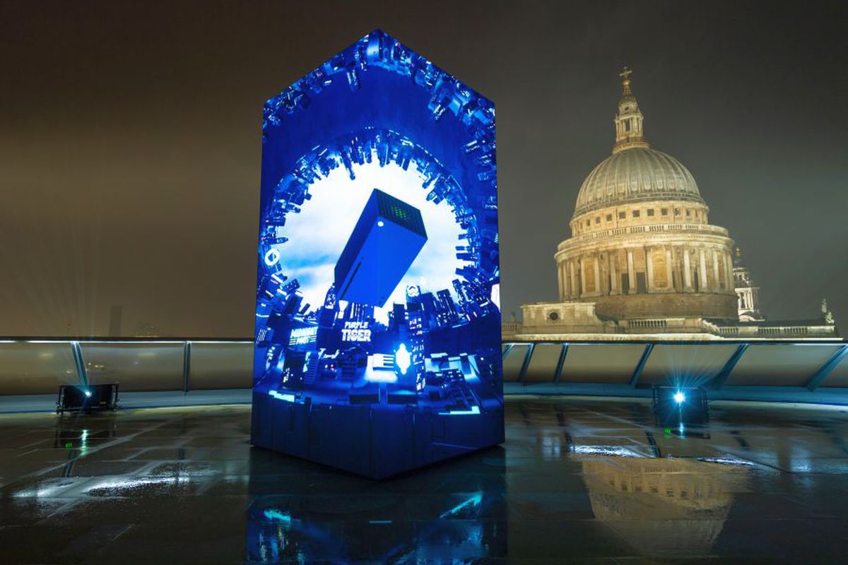 FOTO A început nebunia consolelor next-gen » Xbox a avut parte de cea mai mare lansare din istorie!