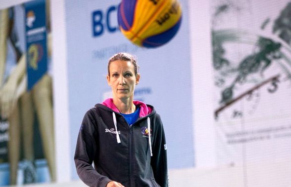 Premieră în baschetul românesc: cine e Tatiana Gallova, prima femeie antrenor din campionatul masculin